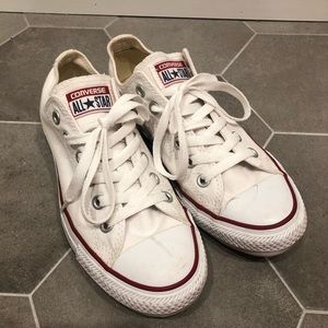 White low top converse all stars size 7